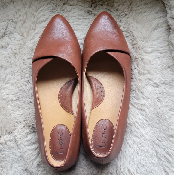 Boc Janella Light Brown Pointed Toe Flats - Picture 4 of 9